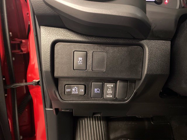 Used 2022 Toyota Tacoma TRD Off-Road w/ Technology Package AWD/4WD image 16