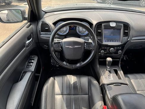 Used 2014 Chrysler 300 S AWD/4WD image 9