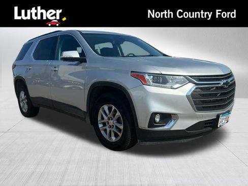 Used 2020 Chevrolet Traverse LT w/ Driver Confidence II Package AWD/4WD image 1