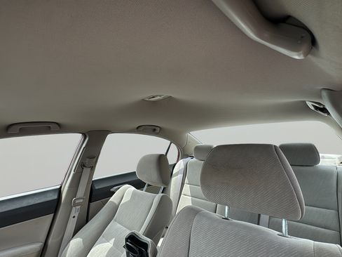Used 2010 Honda Civic LX image 31