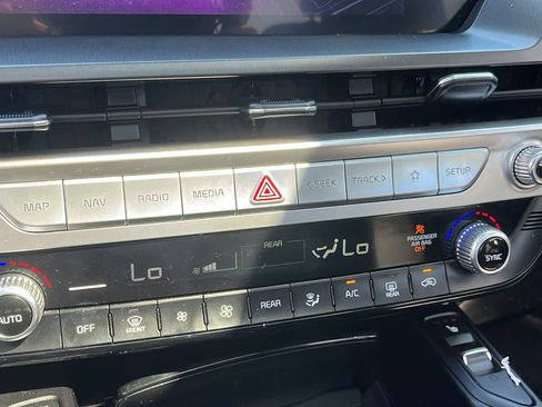 Used 2024 Kia Telluride S w/ S Sunroof Package AWD/4WD image 21