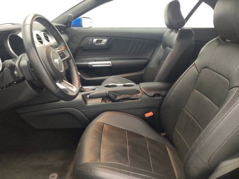 Used 2018 Ford Mustang Premium RWD image 17