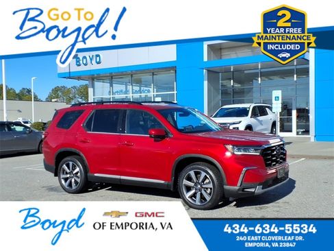 Used 2024 Honda Pilot Touring image 1