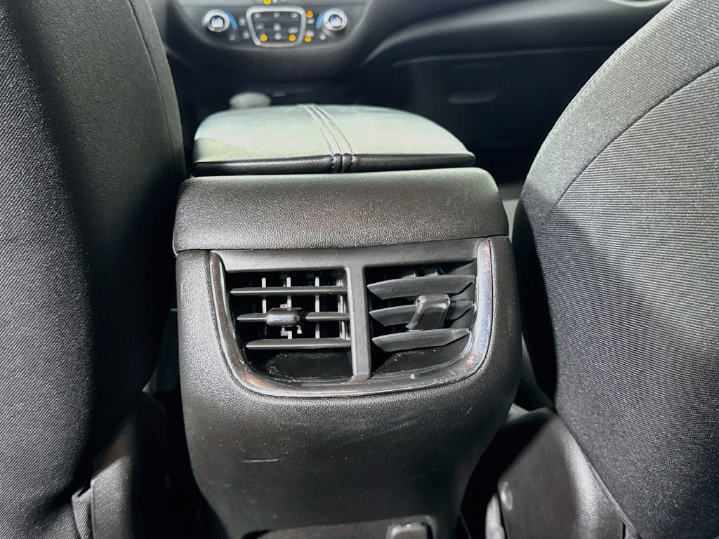 Used 2023 Chevrolet Malibu LT FWD image 29