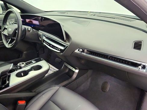 Used 2024 Cadillac Lyriq Tech w/ Driver Assist Package image 24