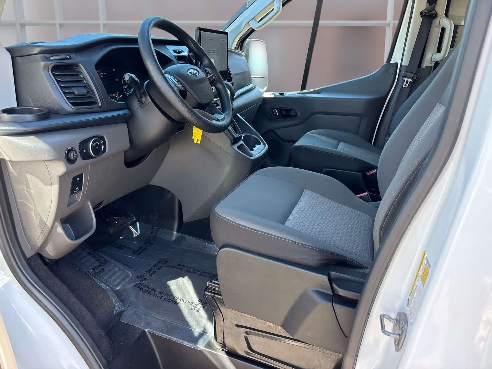 Used 2024 Ford Transit 350 XLT RWD image 12