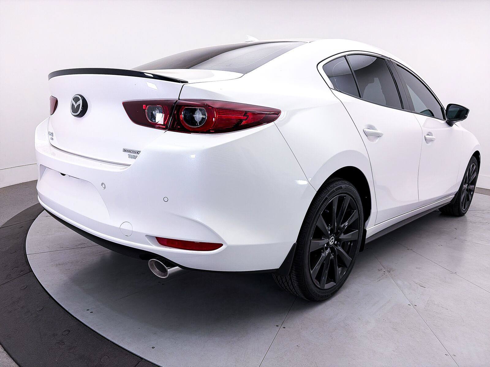 Used 2026 MAZDA MAZDA3 2.5 Turbo Sedan w/Premium Plus AWD/4WD image 14