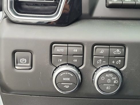 New 2026 GMC Sierra 1500 Denali w/ Denali Reserve Package AWD/4WD image 26