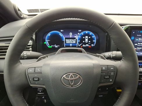 Used 2026 Toyota Camry XSE w/ Premium Plus Package AWD/4WD image 16