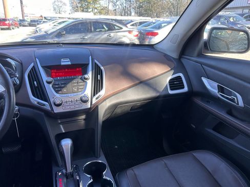 Used 2011 GMC Terrain SLT image 9