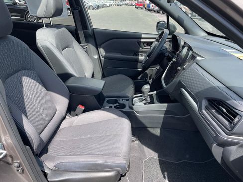 Used 2025 Subaru Forester Premium AWD/4WD image 27