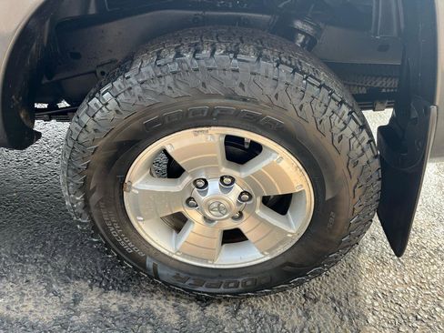 Used 2015 Toyota Tacoma 4x4 Double Cab w/ TRD Sport Package image 15