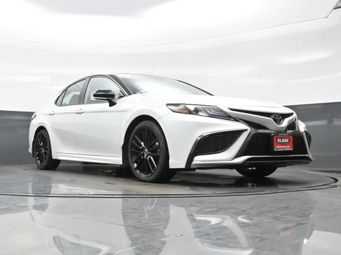 Used 2023 Toyota Camry XSE w/ Cold Weather Package image 27