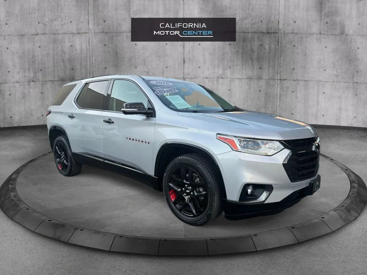 Used 2018 Chevrolet Traverse Premier w/ Redline Edition FWD image 1
