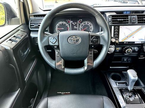 Used 2021 Toyota 4Runner TRD Off-Road Premium AWD/4WD image 22
