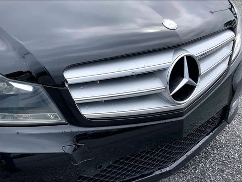 Used 2013 Mercedes-Benz C 250 Sedan image 29