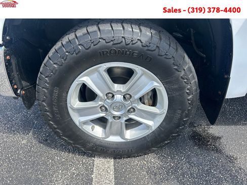 Certified 2018 Toyota Tundra SR5 w/ SR5 Upgrade Package AWD/4WD image 23