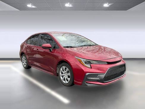 Used 2022 Toyota Corolla LE image 5