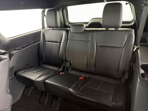 Used 2020 Ford Expedition Max XLT w/ Equipment Group 202A AWD/4WD image 20