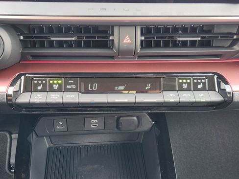 New 2026 Toyota Prius Plug-In Hybrid w/ Limited Premium Package FWD image 20