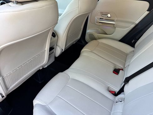Used 2023 Mercedes-Benz GLA 250 image 11