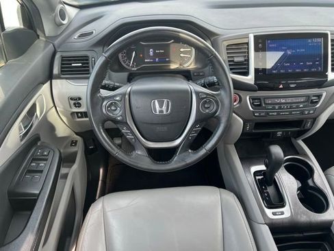 Used 2017 Honda Pilot EX-L image 10