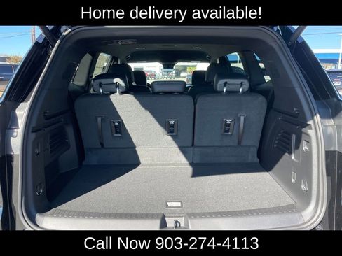 New 2026 GMC Acadia AT4 w/ Luxury Package image 23