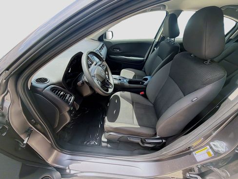 Used 2022 Honda HR-V LX image 18
