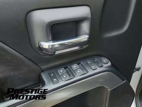 Used 2018 Chevrolet Silverado 1500 LT w/ Trailering Package AWD/4WD image 30