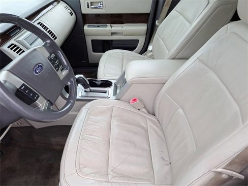 Used 2011 Ford Flex SEL w/ Rapid Spec Order Code image 21
