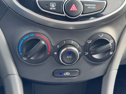 Used 2015 Hyundai Accent Sport image 9