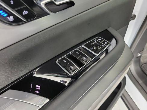 New 2026 Cadillac Vistiq Sport AWD/4WD image 20