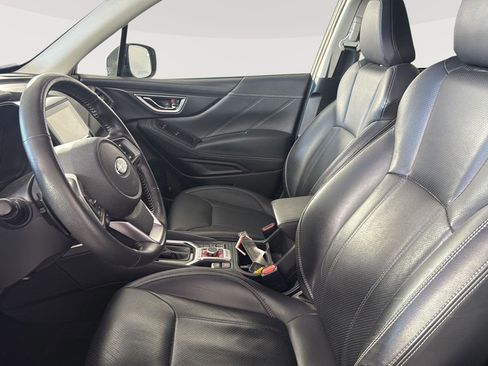 Used 2020 Subaru Forester Touring image 7