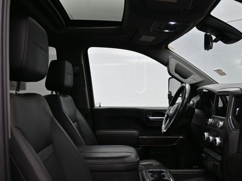 Used 2023 GMC Sierra 3500 Denali w/ Denali Ultimate Package image 13
