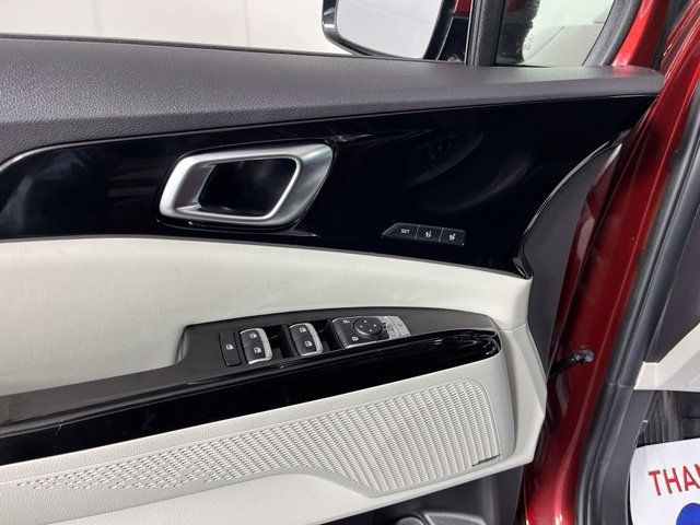 Used 2024 Kia Carnival SX Prestige FWD image 13