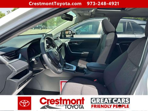 Used 2025 Toyota RAV4 XLE w/ Convenience Package AWD/4WD image 17