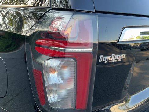 Certified 2024 Chevrolet Tahoe LT RWD image 27