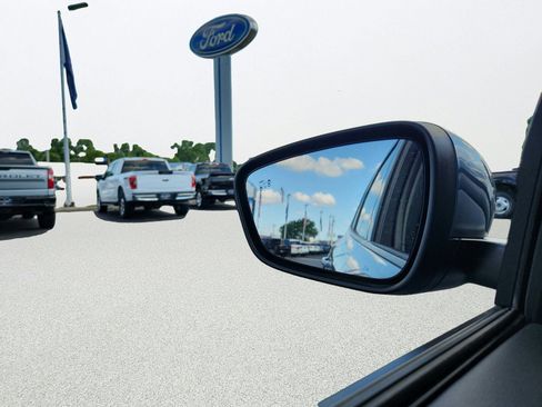 Used 2023 Ford Escape ST-Line Elite w/ Premium Technology Package AWD/4WD image 14