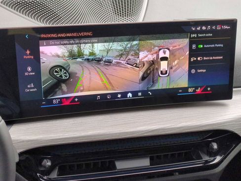 Used 2025 BMW i4 xDrive40i w/ Premium Package image 32