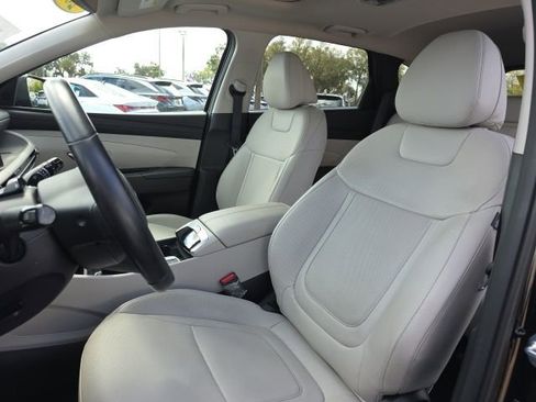 Certified 2025 Hyundai Tucson SEL image 6