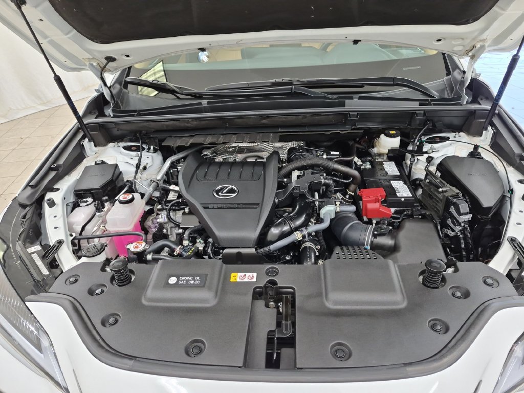 Certified 2026 Lexus NX 350 AWD w/ Accessory Package (2T) image 35