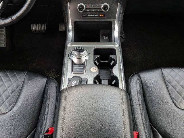 Certified 2024 Ford Edge Titanium AWD/4WD image 19