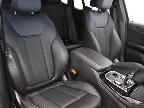 Used 2025 BMW X4 xDrive30i w/ Premium Package AWD/4WD image 6