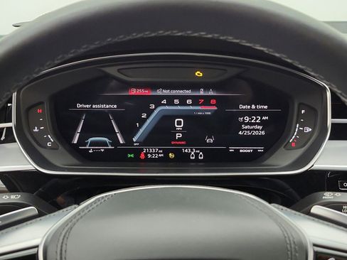 Used 2022 Audi S8 AWD/4WD image 9