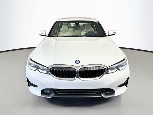 Used 2022 BMW 330i Sedan w/ Driving Assistance Package RWD image 2