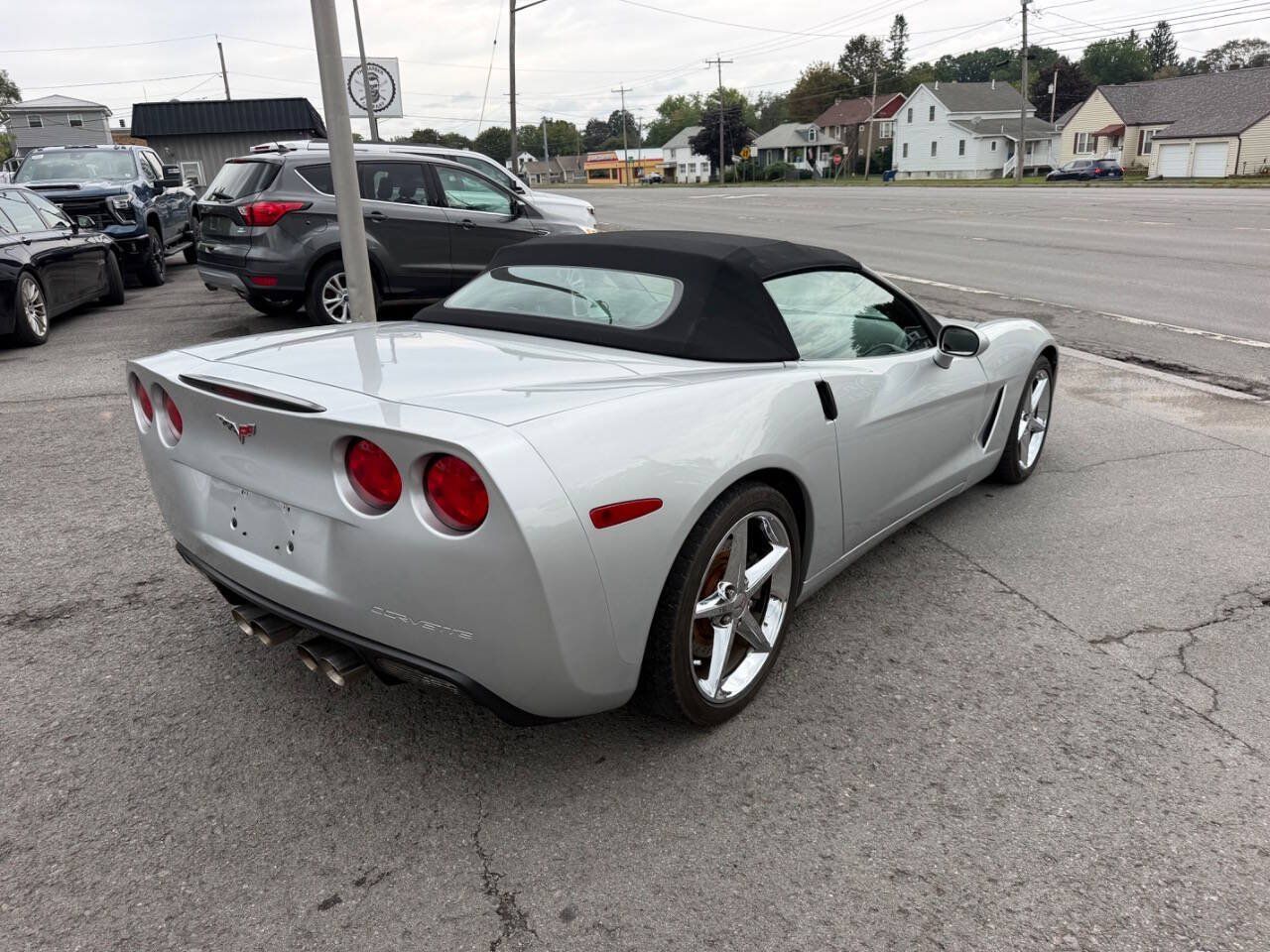 Used 2011 Chevrolet Corvette Convertible w/ Preferred Equipment Group RWD image 5