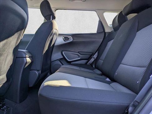 Used 2020 Kia Soul LX image 18