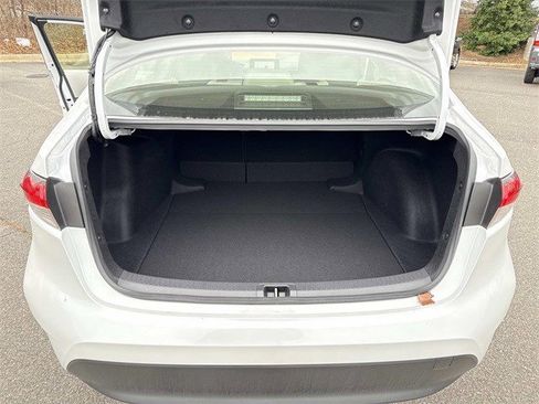 Used 2026 Toyota Corolla LE image 12