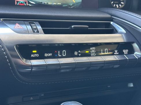 Used 2018 Lexus LC 500 Coupe w/ Sport Package RWD image 19