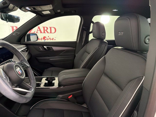 Used 2026 Buick Enclave Sport Touring w/ Power Package FWD image 17